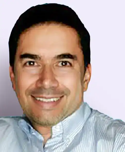 Gustavo Correa Gustavo Correa